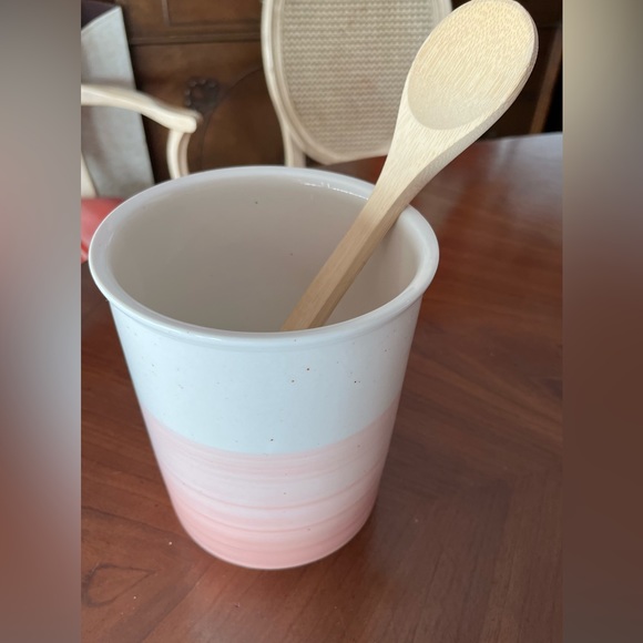 Boston Warehouse PINK Reactive Glaze Crock for Kitchen Utensils - Picture 6 of 8